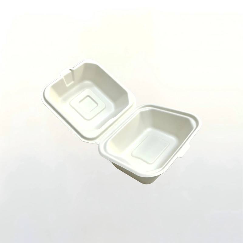 Secure hinged-lid closure mechanism of 155x152x38mm compostable sugarcane burger box